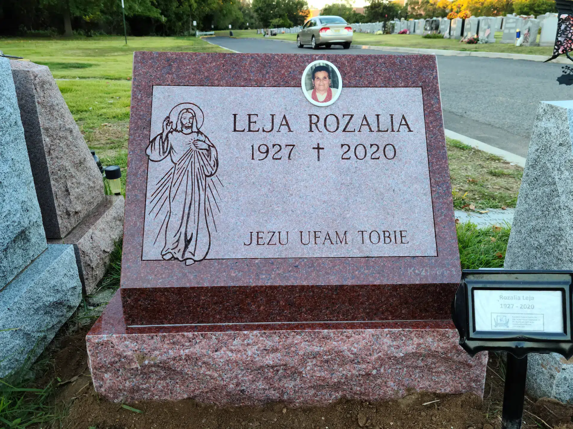 Granite Upright Monument hand-carved by Upright Monument Shop in NJ — image 4